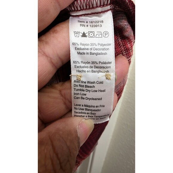 Jachs Girlfriend Women's Red Plaid Button-Up Shirt Size L Long Sleeve Soft - Picture 8 of 8